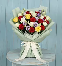 Букет цветов из:  Розы в Опытное Поле