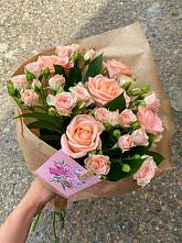 Букет цветов из:  Розы #REPLACE_PRED# Опытное Поле