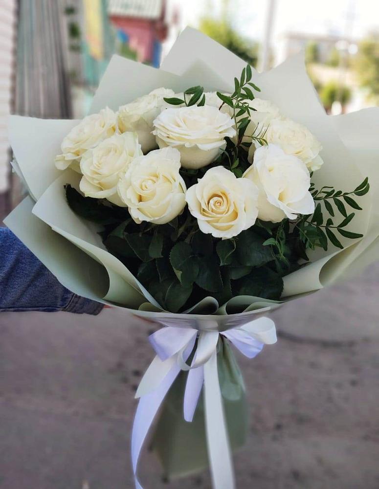 Букет Белые розы Проуд в Опытное Поле