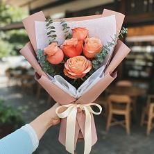 Букет цветов из:  Розы в Опытное Поле