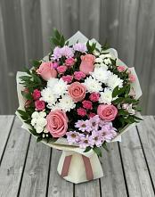 Букет цветов из:  Альстромерии, Гвоздики, Розы и Хризантемы в Опытное Поле