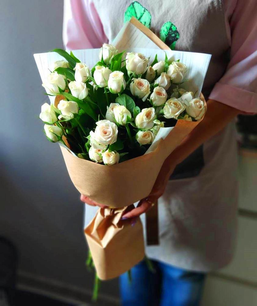 Букет цветов из: Розы в Опытное Поле