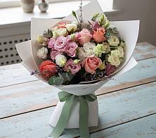 Букет цветов из:  Розы, Лизиантусы и Гвоздики в Опытное Поле