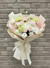 Букет цветов из:  Гвоздики, Розы, Лизиантусы и Хризантемы в Опытное Поле