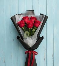 Букет цветов из:  Розы в Опытное Поле