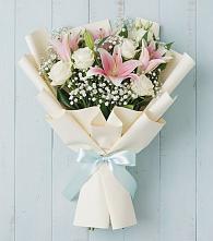 Букет цветов из:  Лилии в Опытное Поле