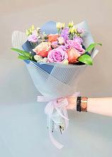 Букет цветов из:  Лизиантусы и Розы #REPLACE_PRED# Опытное Поле