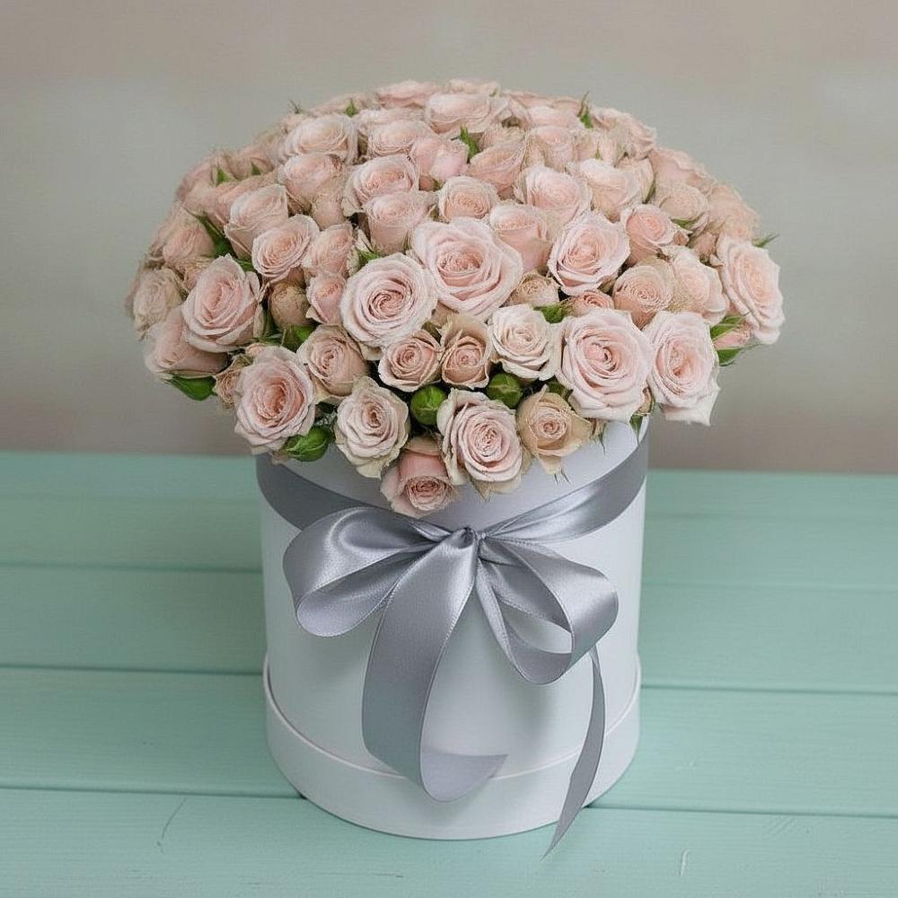 Цветочная композиция из Розы в шляпной коробке в Опытное Поле